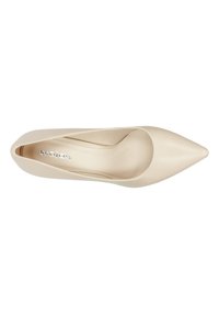 Decolleté beige con punta affusolata e superficie liscia in materiale sintetico, caratterizzato da un design con ritagli sui lati e logo "wojas" stampato sulla soletta.