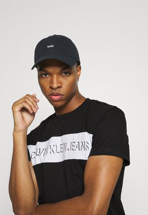 COLORBLOCK SHADOW LOGO - Camiseta estampada - black