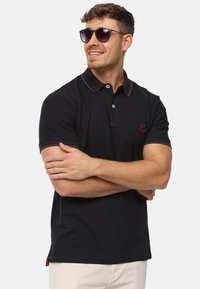 INDICODE JEANS - WALLO - Polo shirt - black Thumbnail Image 1