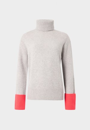 Pull à col roulé gris en matériau doux, avec des poignets côtelés de couleur rose vif. Design simple avec manches longues et coupe décontractée.