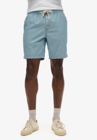 Superdry & Co BERMUDA - Shorts - washed indigo chalk stripe