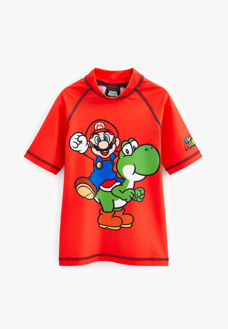Rotes Kurzarmhemd mit einem großen Grafikmotiv von Mario und Yoshi. Glattes Gewebe mit schwarzen Akzenten entlang der Nähte.