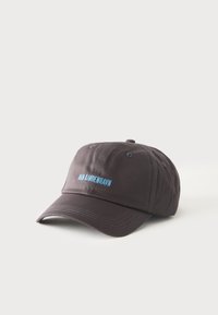Neselectat, rock grey