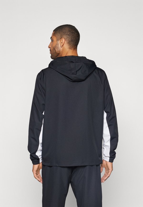 RIVAL WOVEN - Windbreaker4