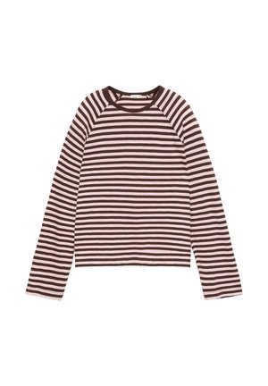 Chemise à manches longues avec des rayures horizontales roses et brun foncé et un col rond, posée à plat sur un fond blanc.
