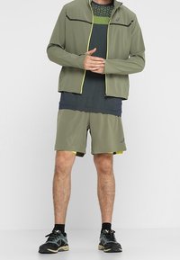 ASICS Runningjack - olive
