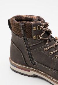Dockers by Gerli Bottines à lacets - dunkelbraun