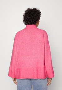 Vero Moda Curve Strickpullover - pink