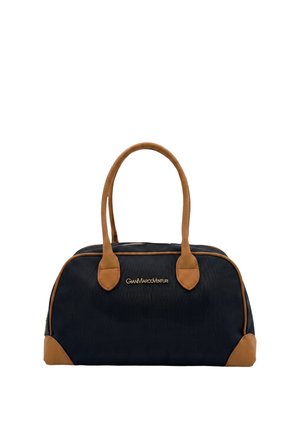 Borsa nera con manici e rifiniture in pelle marrone, forma arrotondata e logo dorato Gian Marco Venturi sul davanti.