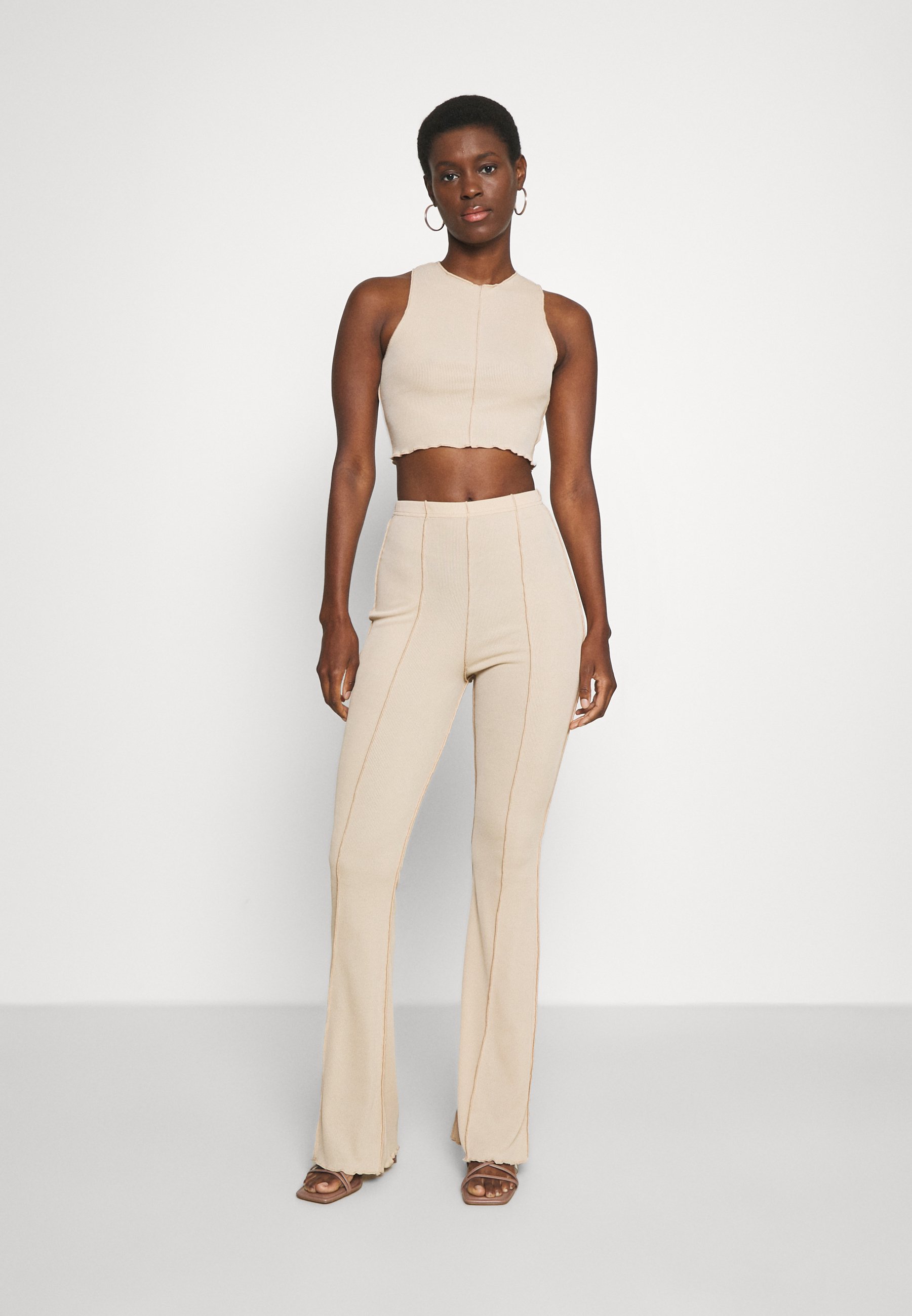 Missguided Tall EXPOSED SEAM CROP AND FLARES SET - Top - stone/graniet -  Zalando.nl