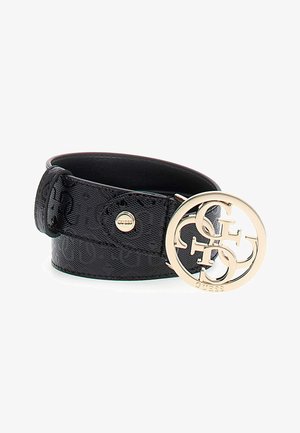Ceinture en cuir noir à surface texturée, dotée d'une boucle circulaire en ton or avec un design de lettres entrelacées.