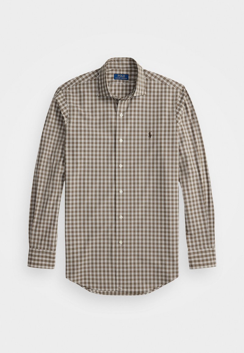 Chemise à manches longues à carreaux marron et blancs avec un col boutonné. Présente un logo sur la poitrine gauche et un ourlet arrondi.