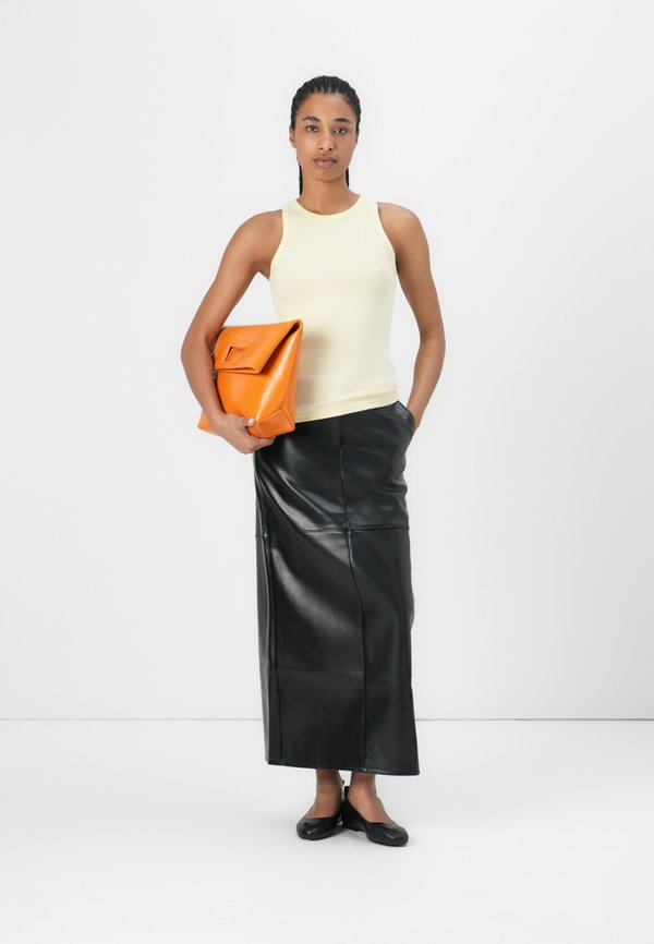 ALEXO TANK - Top - flan4