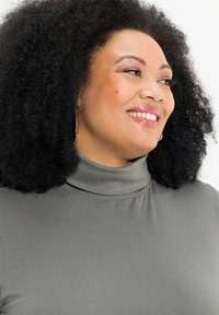 Ulla Popken ROLLKRAGEN - Langarmshirt - gray green