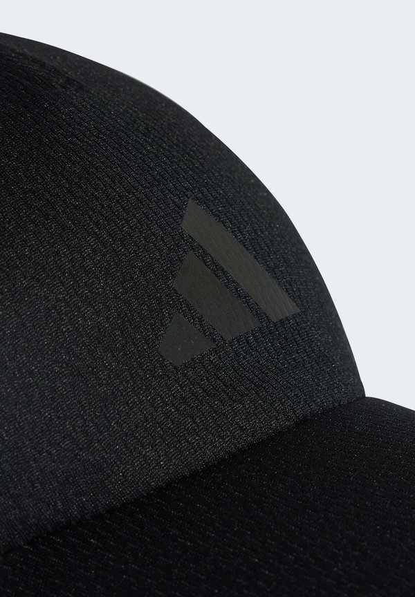 AEROREADY FOUR-PANEL MESH - Cap2