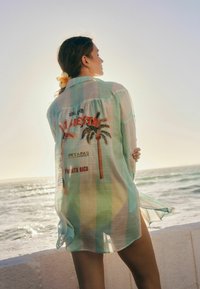 Next COVER-UP REGULAR FIT - Dodaci za plažu - mint green
