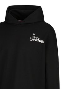 Schwarzer Kapuzenpulli aus Baumwollmischung, mit einer großen Fronttasche, oversize Schnitt und weißem gesticktem Text "the 1969 Snowbear."