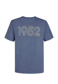 Blå bomulds T-shirt med korte ærmer. Ryggen har et stort "1952" print i lyse og mørke konturer, samt teksten "SINCE" ovenfor.