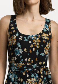 Lauren Ralph Lauren FLORAL BELTED CREPE SLEEVELESS DRESS - Dienas kleita - black multi