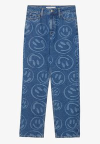 Jeans de mezclilla azul con un patrón de caras sonrientes en azul claro que se repite. Diseño clásico de pierna recta con cinco bolsillos y cierre de botón.