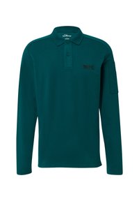 Langarm-Polohemd in Teal, aus einem weichen Stoff, mit Kragen, drei Knöpfen und einem Patch mit Logodetail auf der Brust.