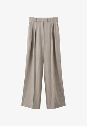 Pantalones beige de pierna ancha con sutiles rayas verticales, frente plisado, trabillas para cinturón y cintura alta con cierre de gancho y barra.