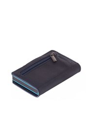 Mustan tekstuurin lompakko, jossa on vetoketjullinen tasku ja akva siniset yksityiskohdat reunoilla. Kompakti, suorakulmainen muotoilu. Kestävä materiaali.