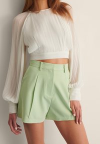 NA-KD Shorts - green