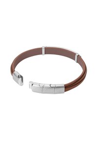 Bracciale in pelle marrone con dettagli in metallo argentato, caratterizzato da un design arrotondato e fluido e un meccanismo di chiusura elegante.