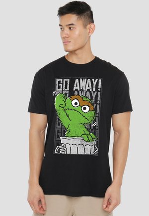 SESAME STREET GO AWAY - Print T-shirt - black