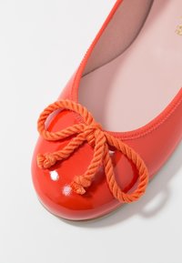 Pretty Ballerinas Klassischer Ballerina - orange