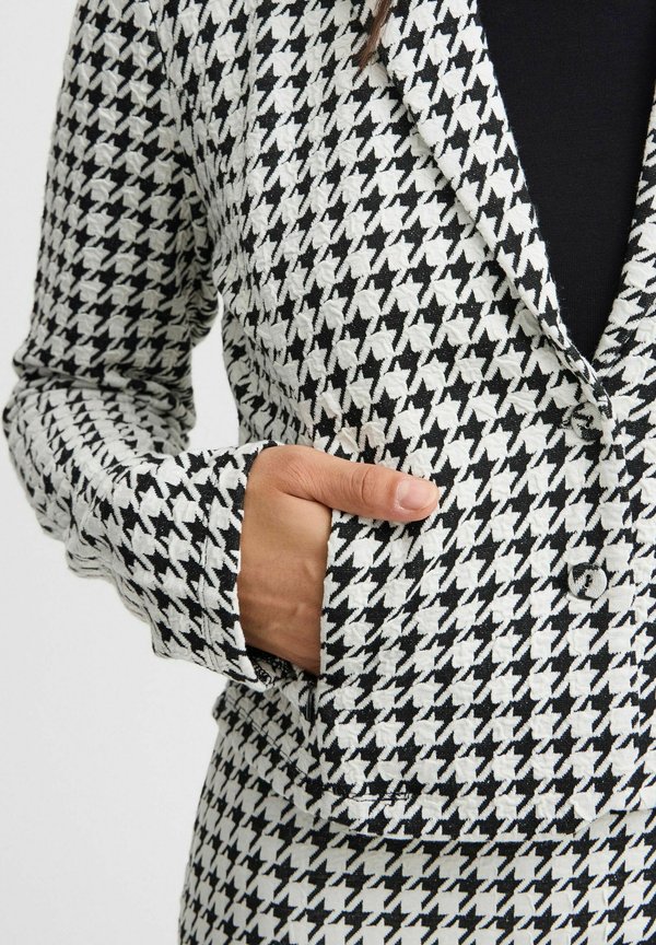 FRNOREEN - Blazer - phantom mix4