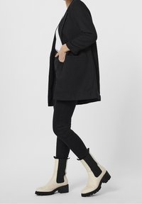Vero Moda Blazer - black