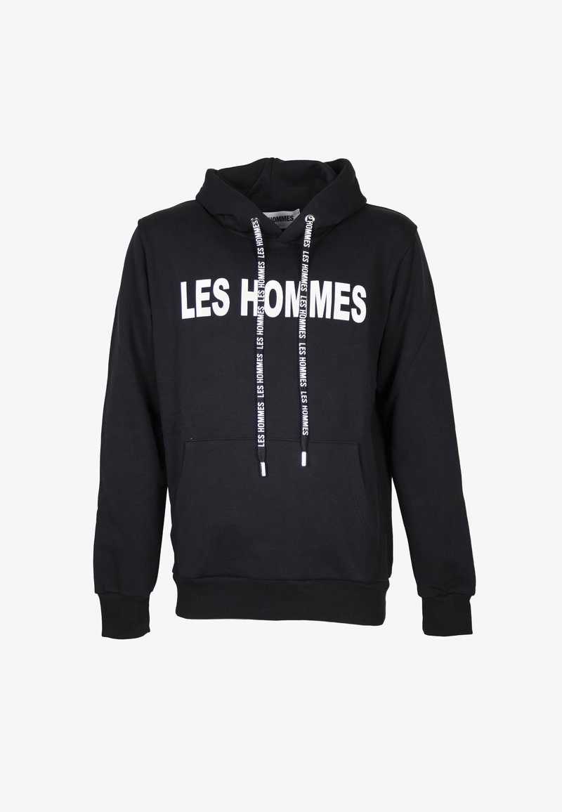 Zwarte hooded trui met witte tekst "LES HOMMES" over de borst en bijpassende tekst op de trekkoorden, met een voorvak in kangoeroestijl.