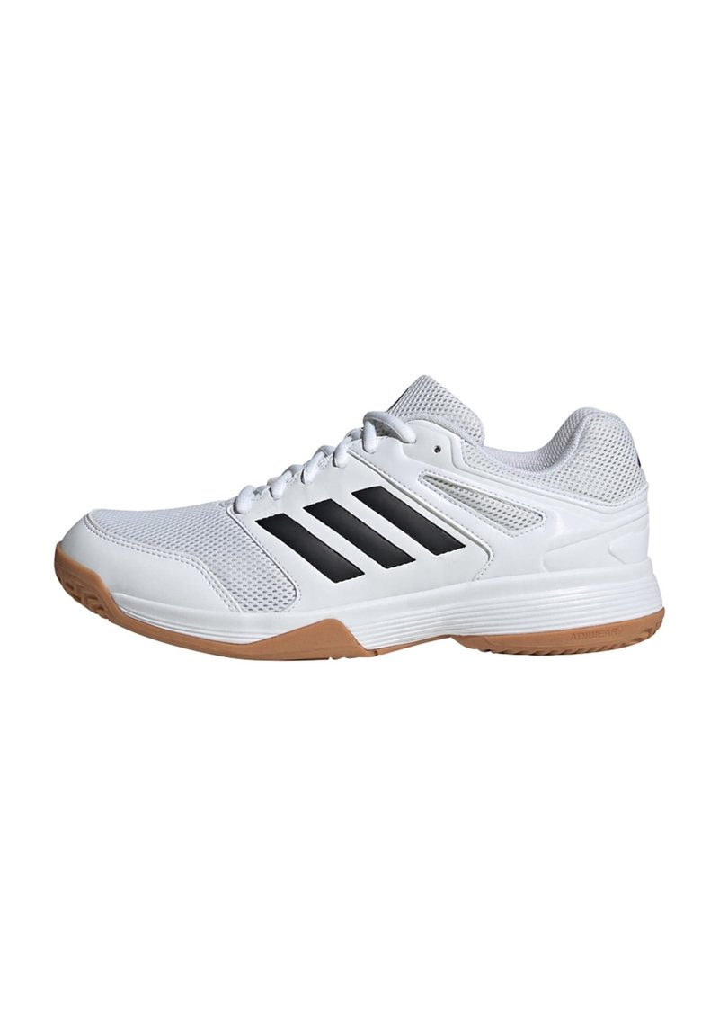 Zapatillas deportivas blancas con rayas negras, parte superior sintética, paneles de malla, suela acolchada y suela de goma.