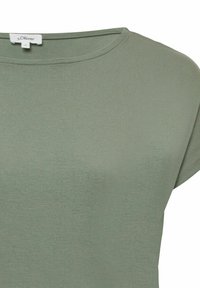 s.Oliver CURVE - T-Shirt basic - grün