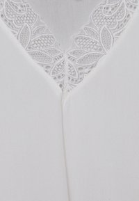 Object Blouse - white