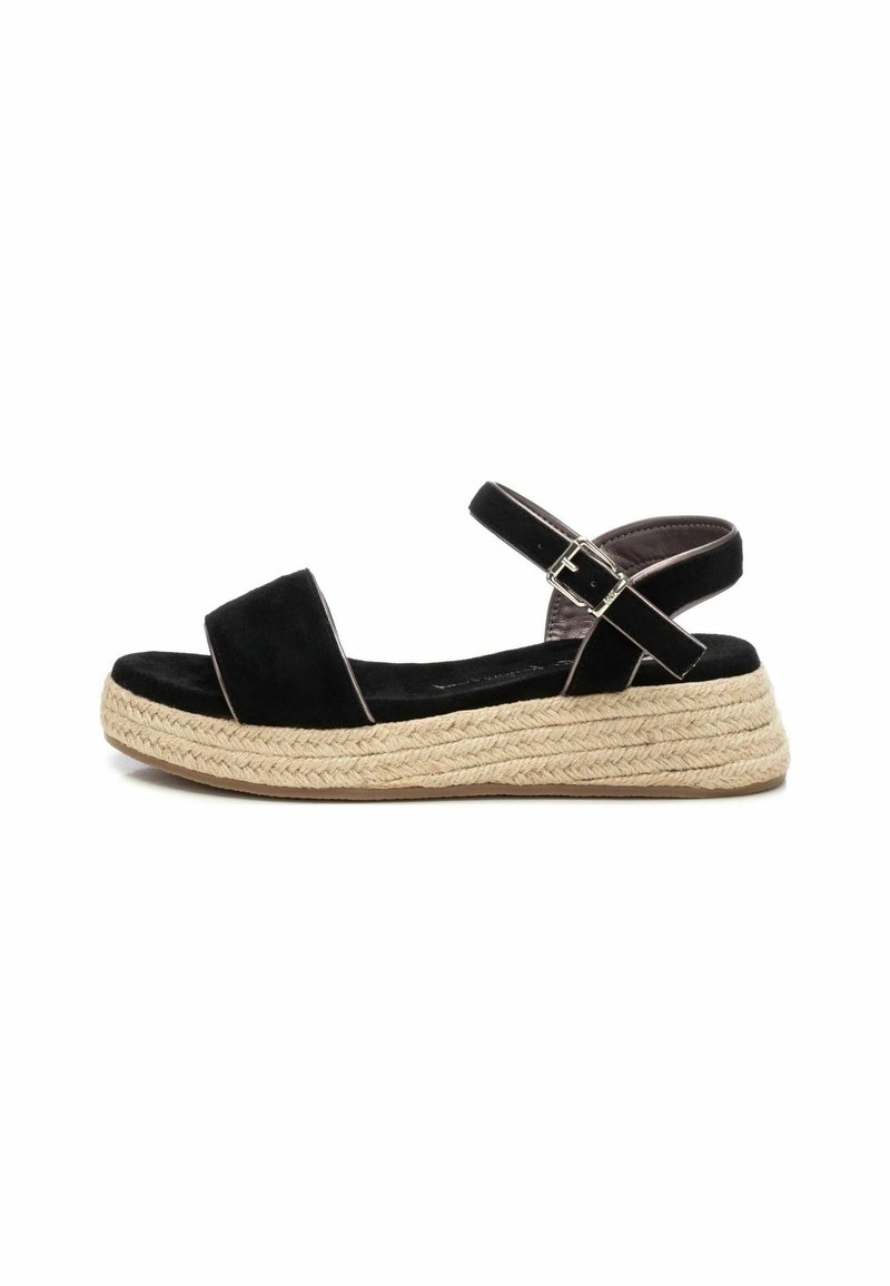 XTI Sandalias con plataforma - black