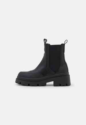 Plateaustiefelette - black