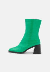 Botas clássicas de cano curto - green