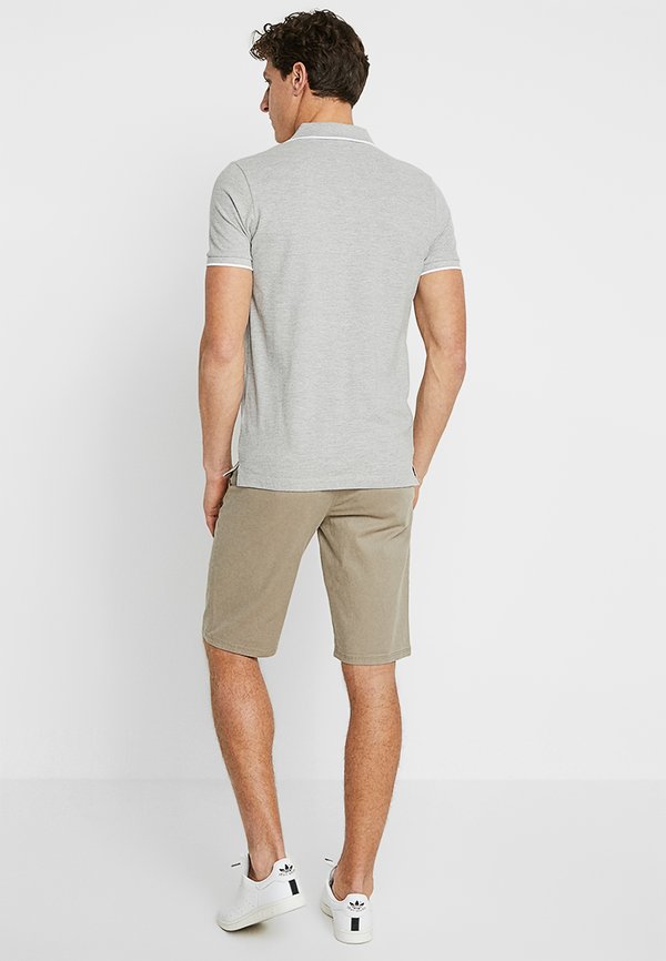CLASSIC CHINO BELT - Shorts - dark sand2