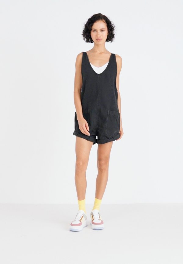 HIGH ROLLER SHORTALL - Jumpsuit3