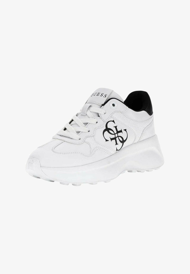 Sneaker bianco con accenti neri. La parte superiore in pelle liscia presenta il logo di lato. Punta arrotondata con suola testurizzata. Design con lacci e colletto imbottito.