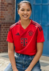 adidas Performance FC BAYERN M�NCHEN HOME JERSEY W - T-shirt imprimé - red