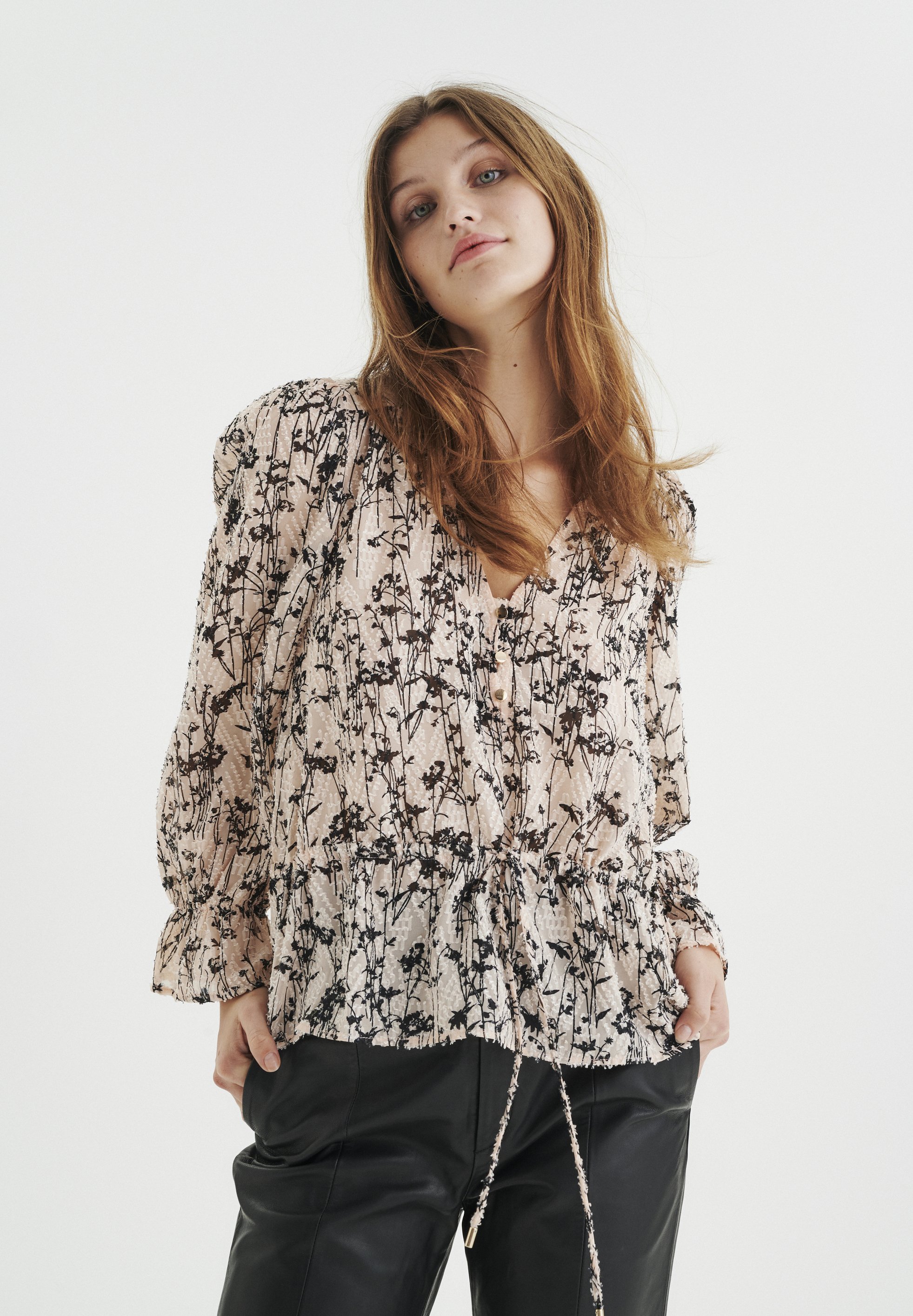 Inwear Josettaiw Blouse Cream Tan Pressed Flowers Light Pink Zalando De 