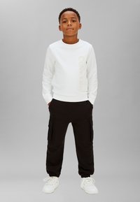 Niet geselecteerd, ck black