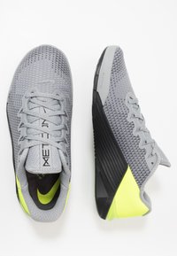 Nike Performance Træningssko - grey
