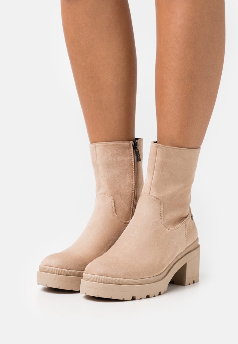 XTI Bottines à plateau - beige