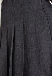 VILA VIRAGNA PLEATED SKIRT - Plisirano krilo - dark grey
