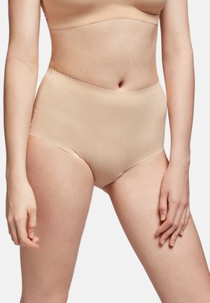 Mutande beige a vita alta realizzate in tessuto liscio, con un elastico ondulato in vita e design a copertura totale.